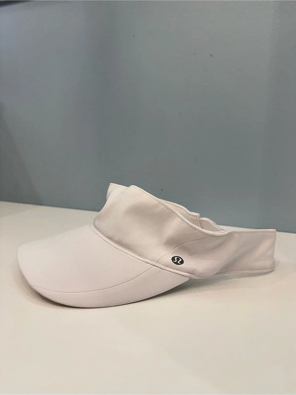 lululemon All-Sport Visor White size S/M